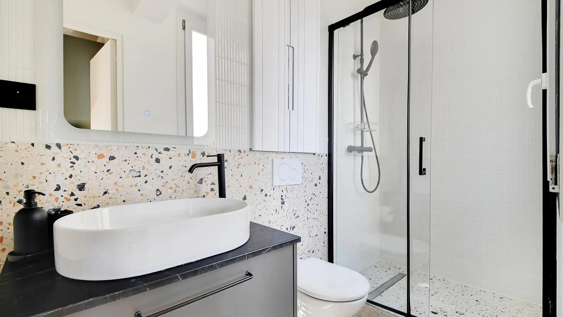 Apartment La Maison Bizot 51 T1 By Ecoflats Paris